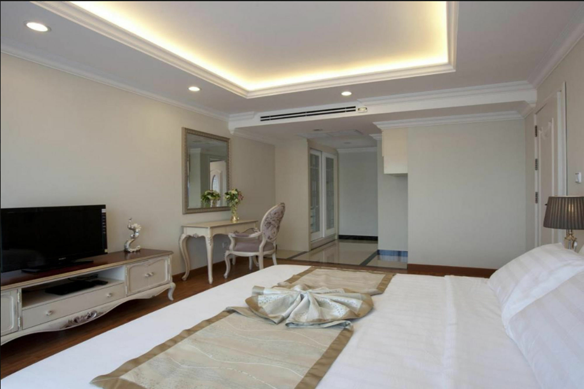 Lk Noble Suite Pattaya Ngoại thất bức ảnh