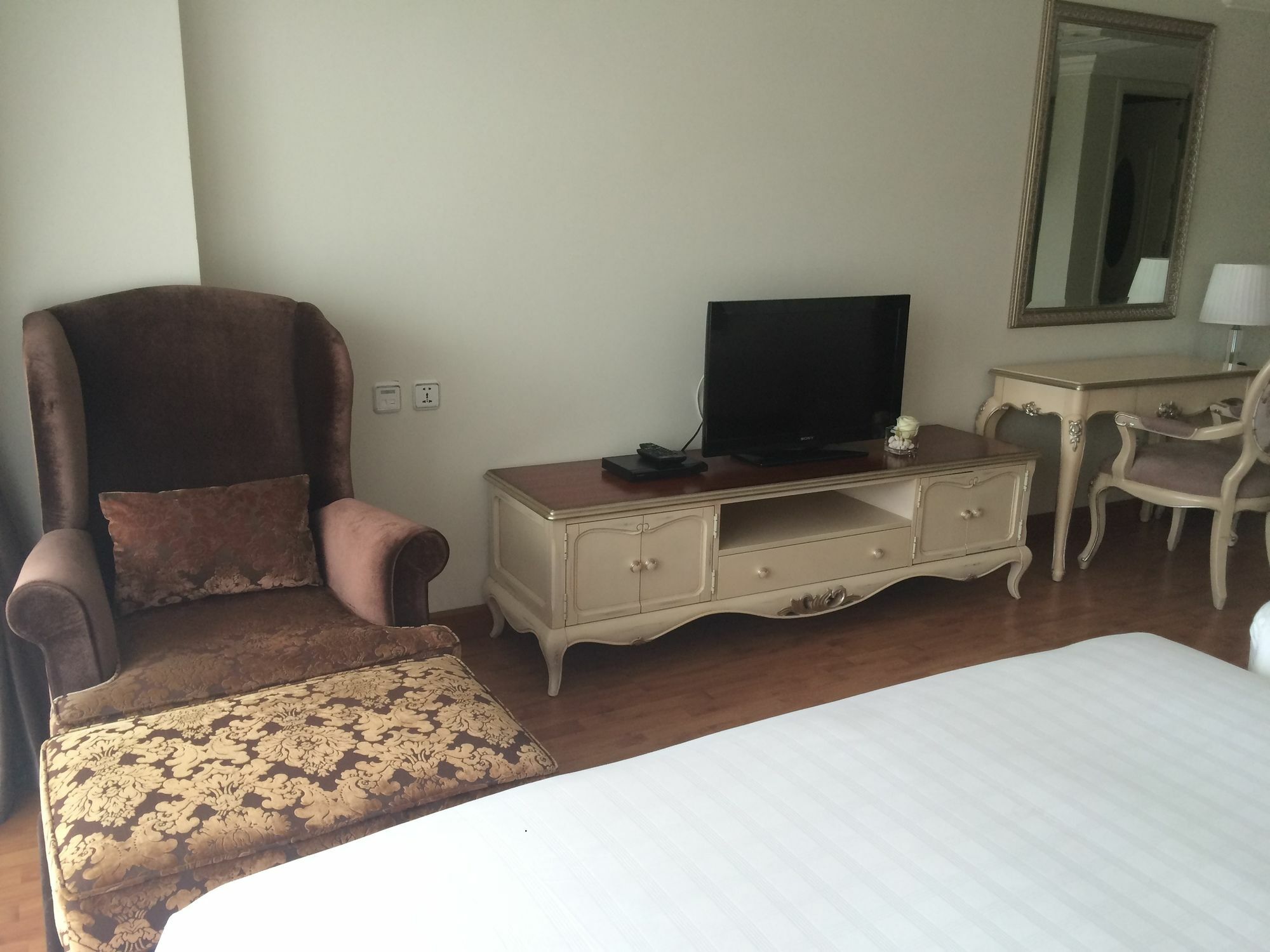Lk Noble Suite Pattaya Ngoại thất bức ảnh